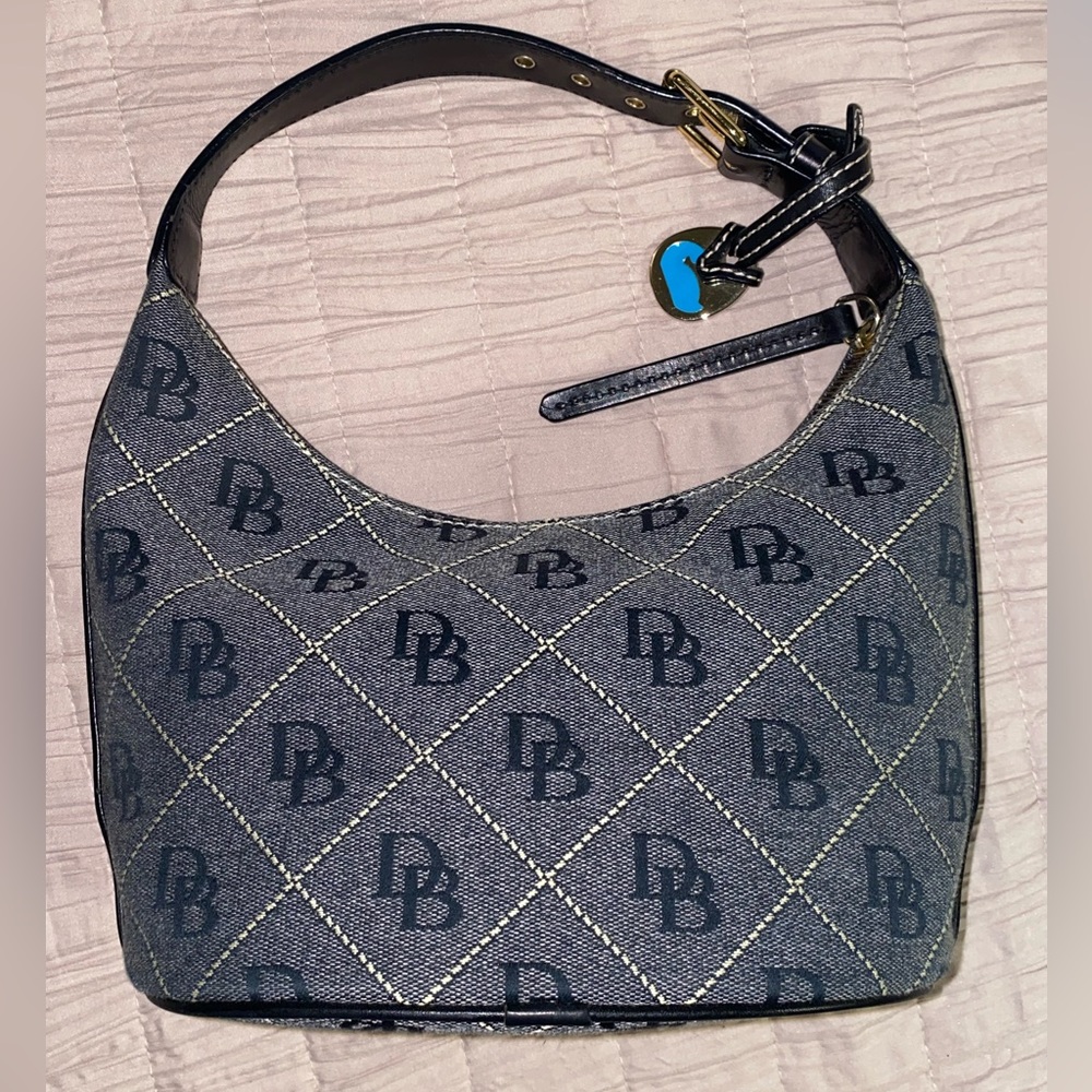 Small Dooney & Bourke Bucket Bag